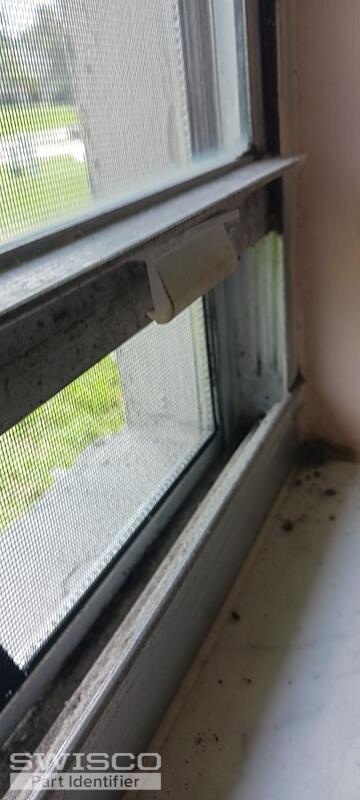 Window locking clip