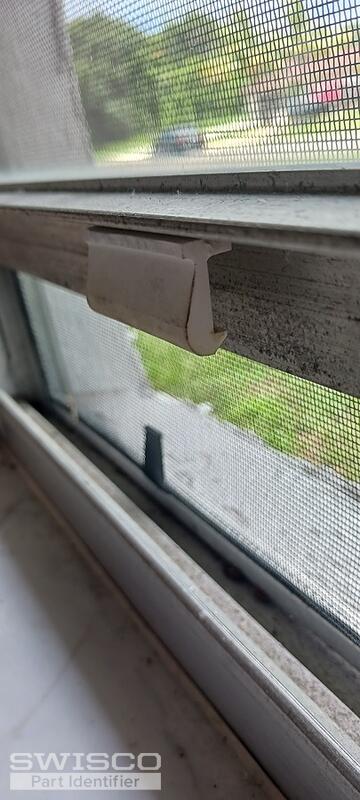 Window locking clip