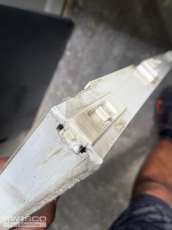 tilt latch