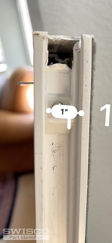 Sash  side with broken plastic fitting