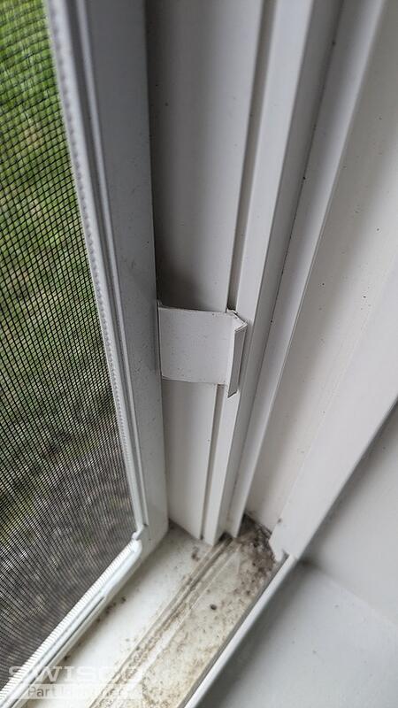 window screen retaining clip