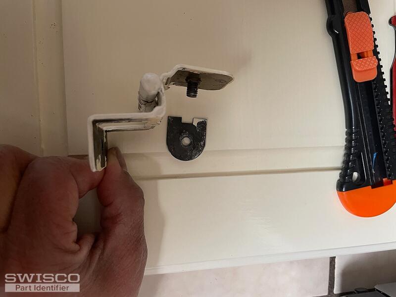 Cabinet Mount)IMG_2898