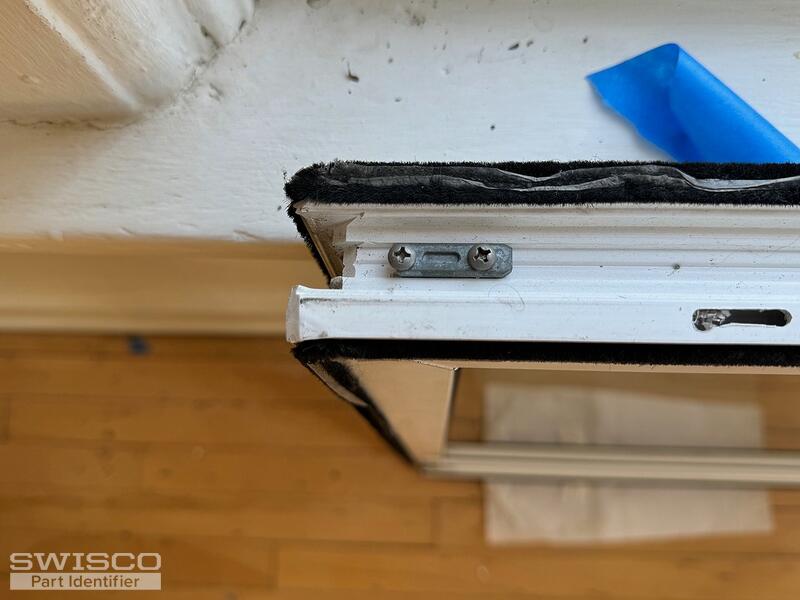 Pivot Bar_Broken