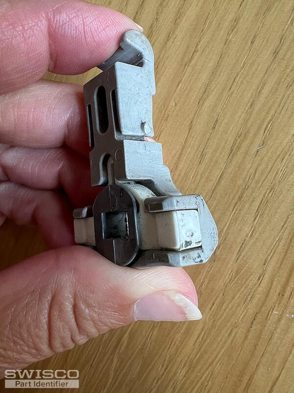Pivot Lock Shoe-1