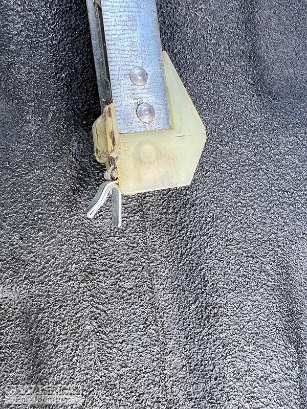 butterfly clip