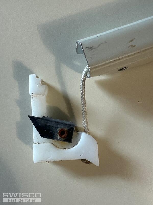 Knife lock shoe