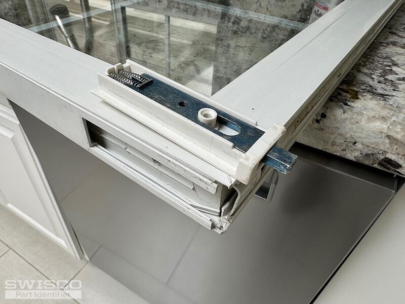 Pivot bar for sliding window