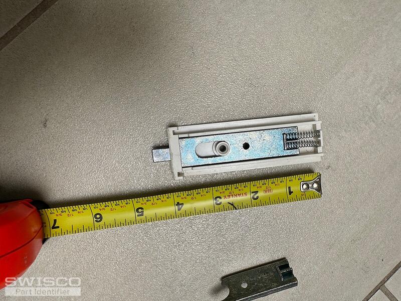 Pivot bar for sliding window