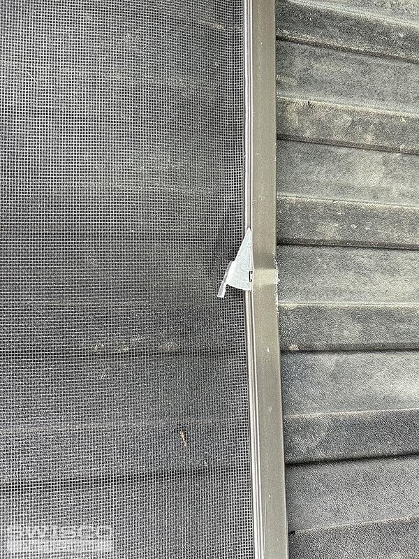 knife latch