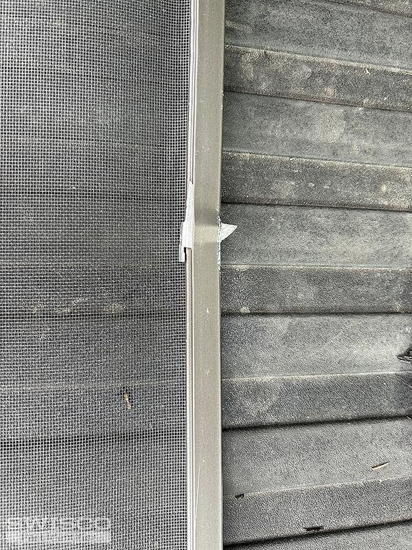 knife latch