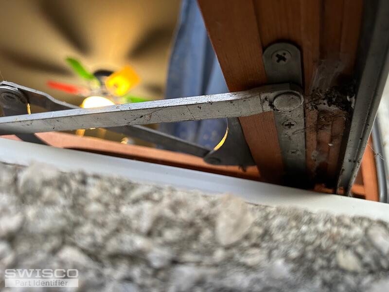 hinge arm
