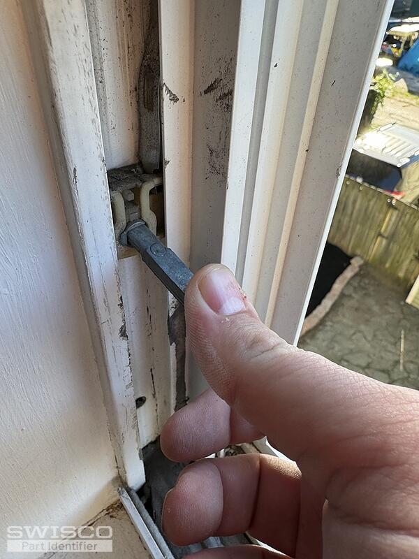 broken pivot bar