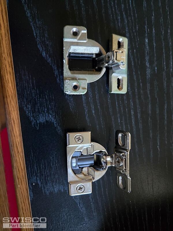 Vanity self closing hinge