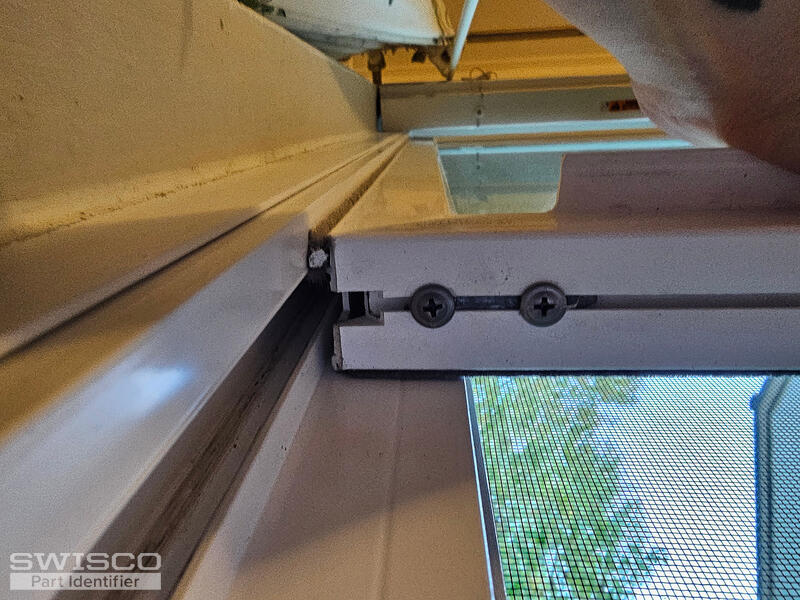 underside pivot bar