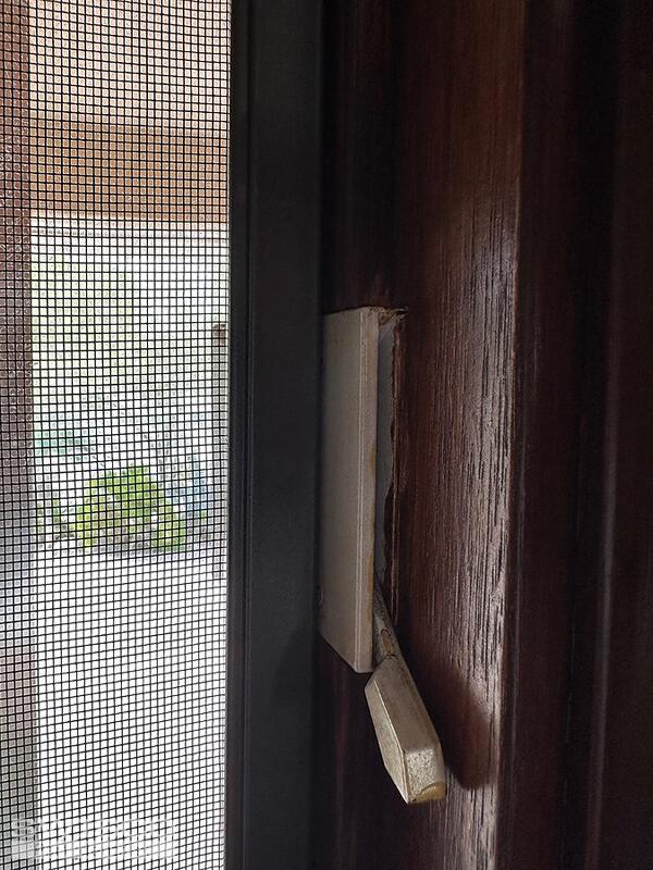 casement lock