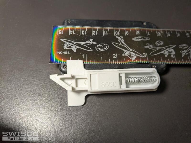 Tilt latch bottom 8590