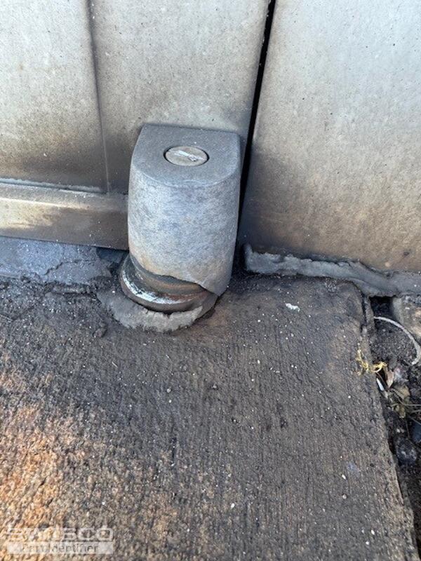 commercial hinge pivot