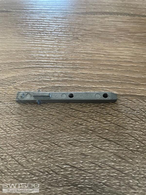 Window pivot bar_3874