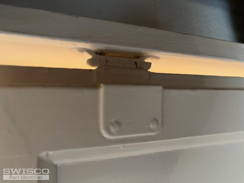 Hinge_Installed_Open
