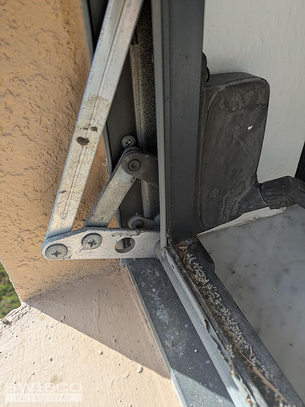 awning arm