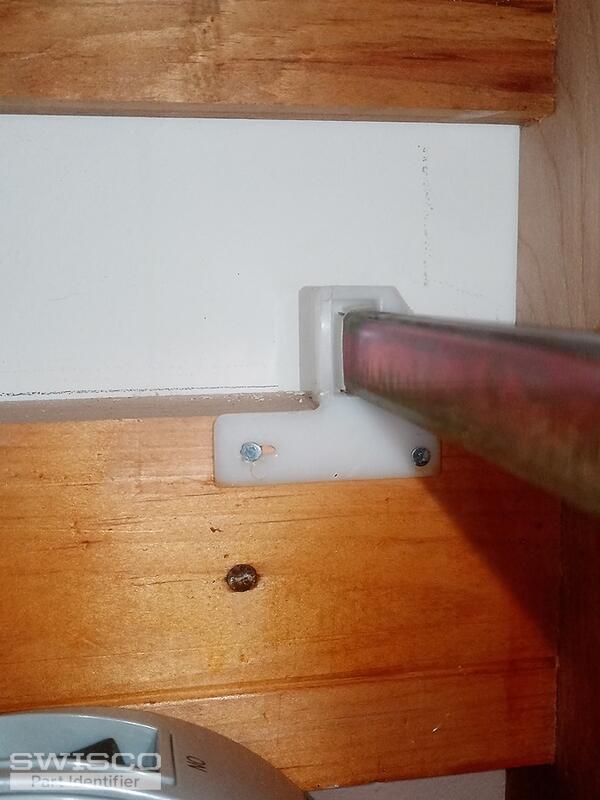 Drawer guide socket