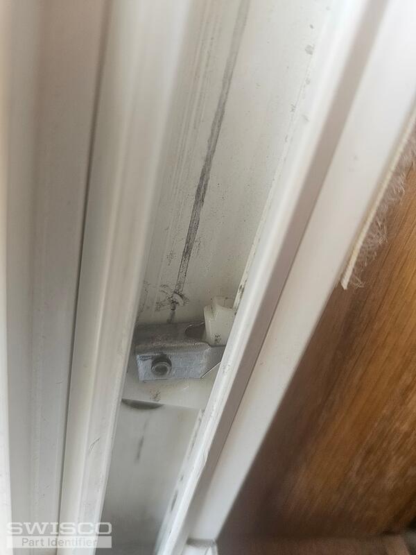 knife lock shoe
