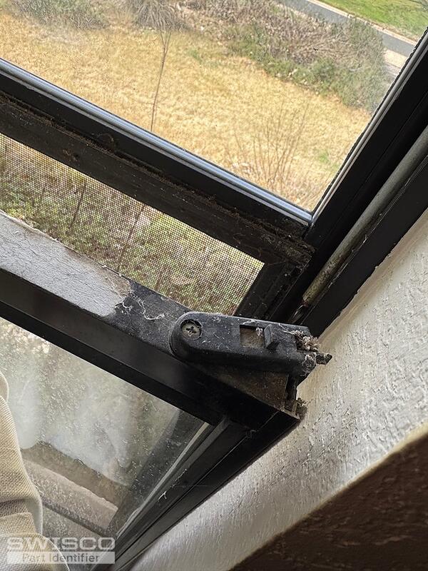 tilt latch