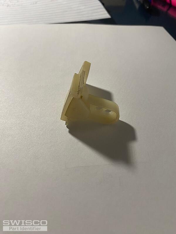 Tilt latch