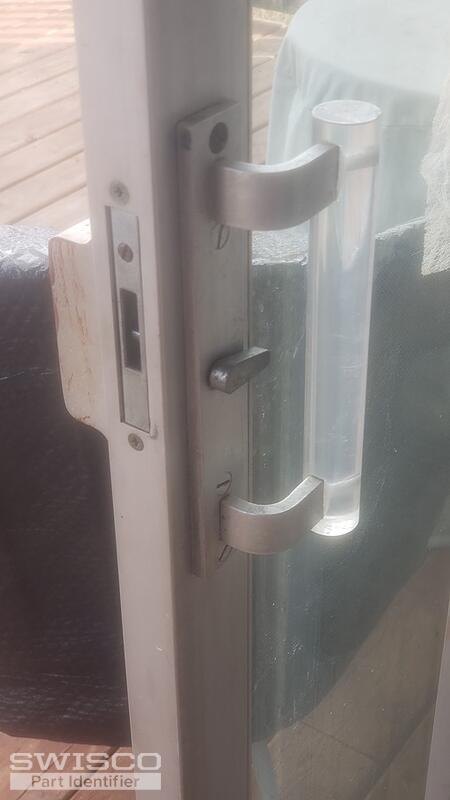 INTERIOR HANDLE