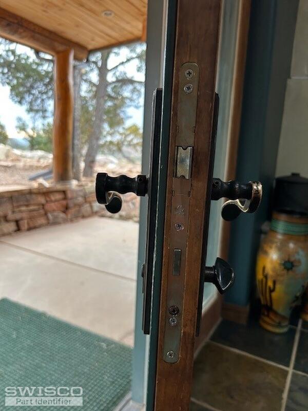 Door latch 2 