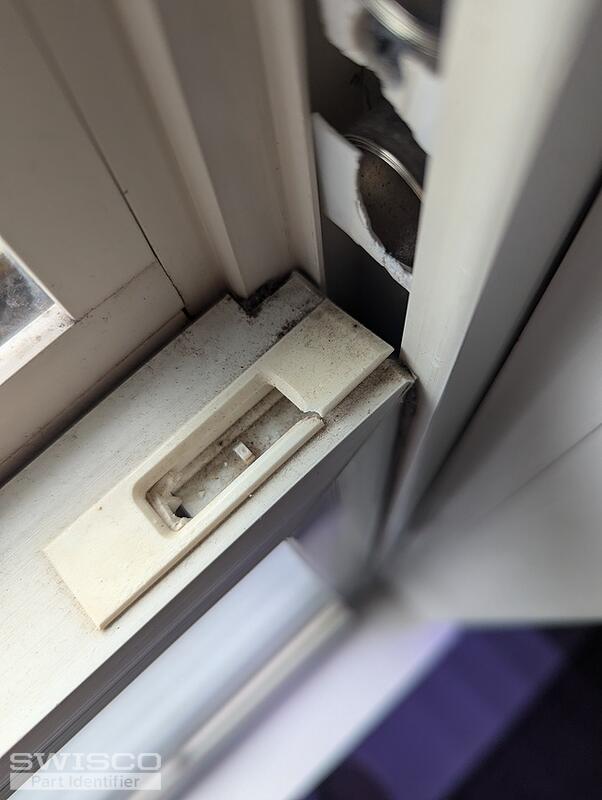 tilt latch