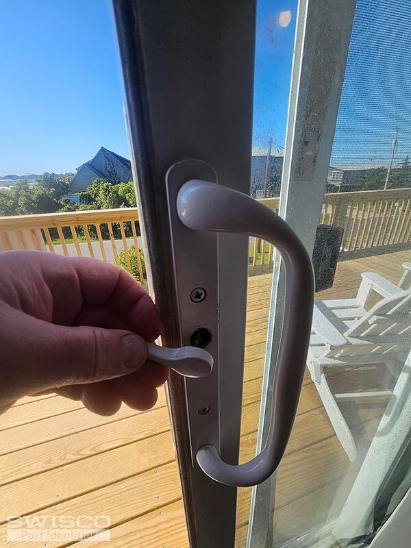 latch 1