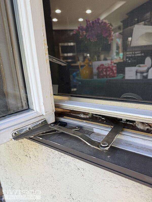 hinge