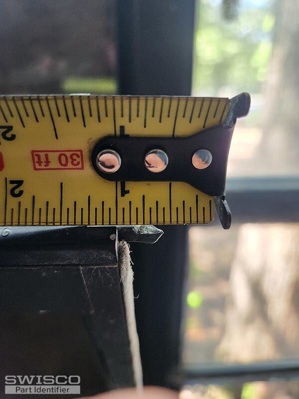Tilt latch