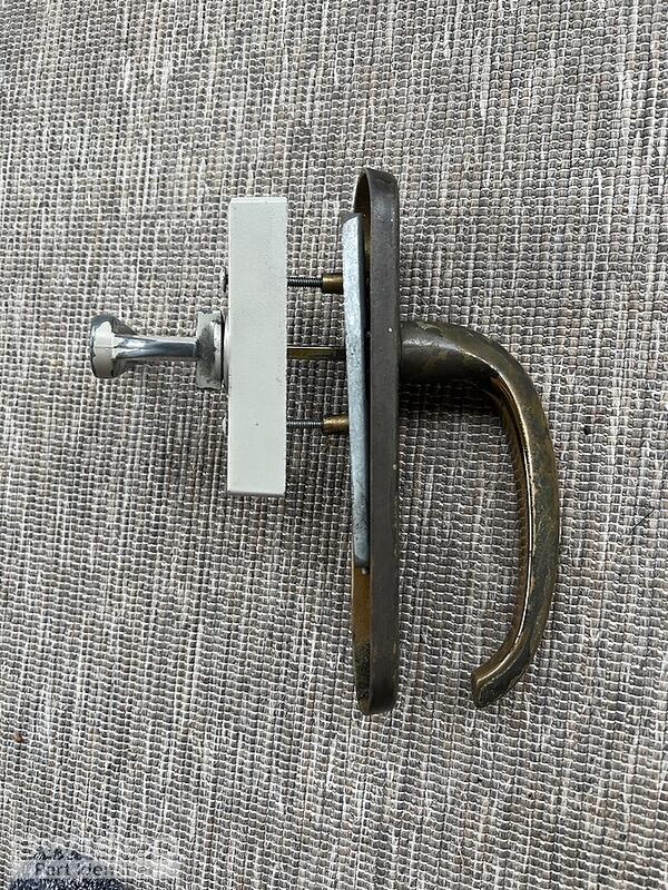 handle set