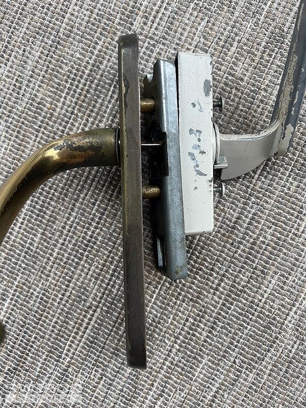 handle set