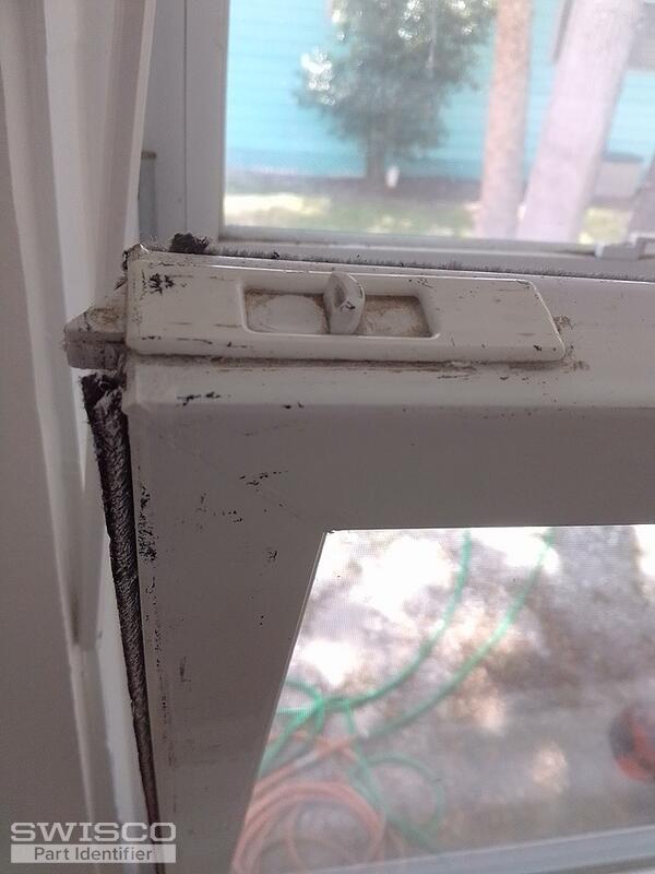 Tilt latch