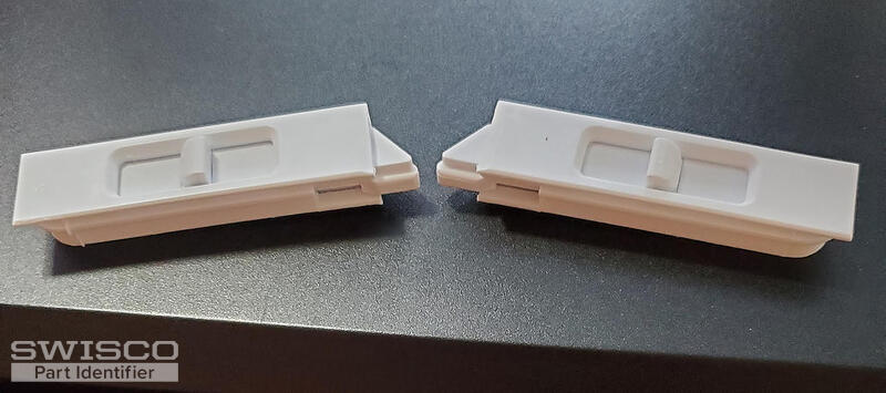 Internal latch for lower sash tilt in windows