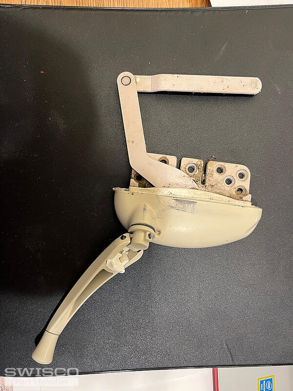 SWISCO.com: X-Drive Split Arm ROTO Operator, Vinyl App