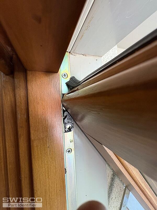 hinge shoe