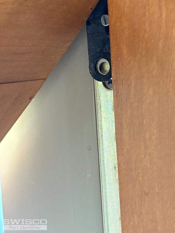 hinge shoe