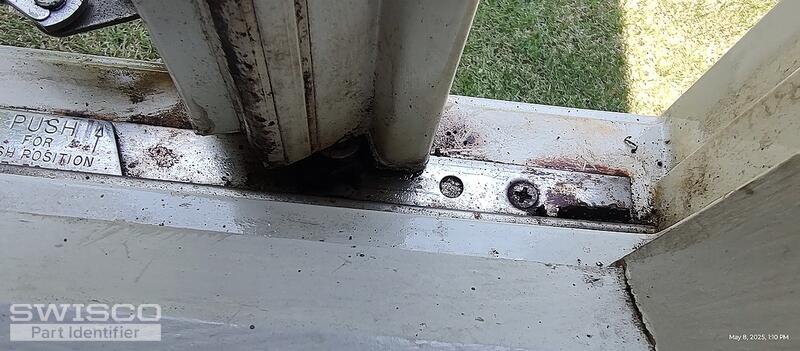 Hinge pic 5