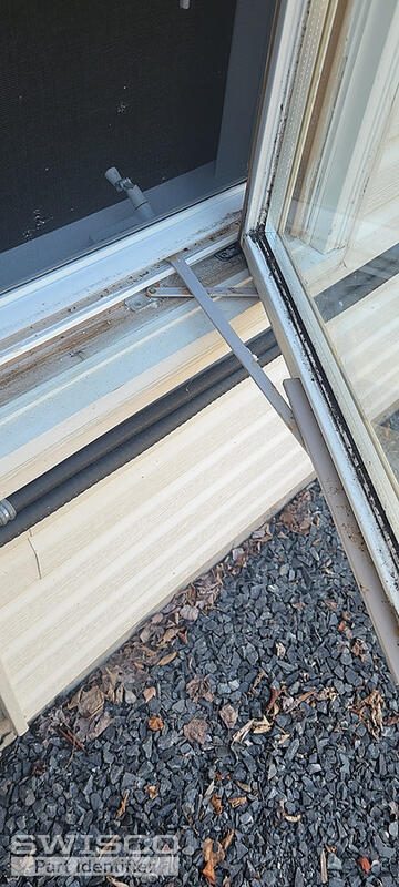 Bottom hinges &amp; track