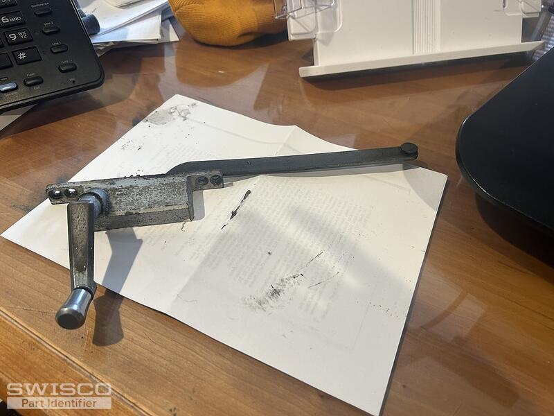 window crank operator IMG_0857