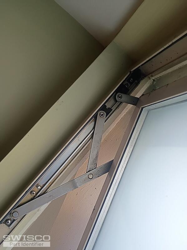 Four Bar Hinge