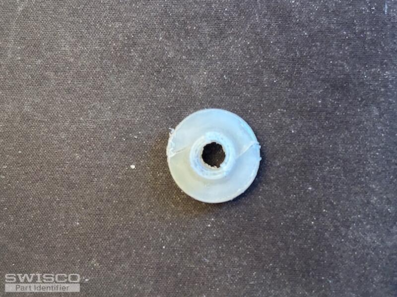 BifoldBottomPincap2