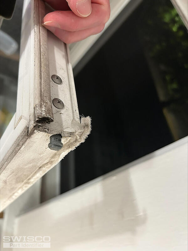 Window Pivot Bar