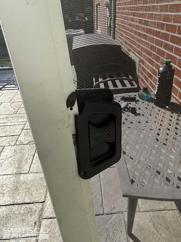 Inside Screen Handle LR
